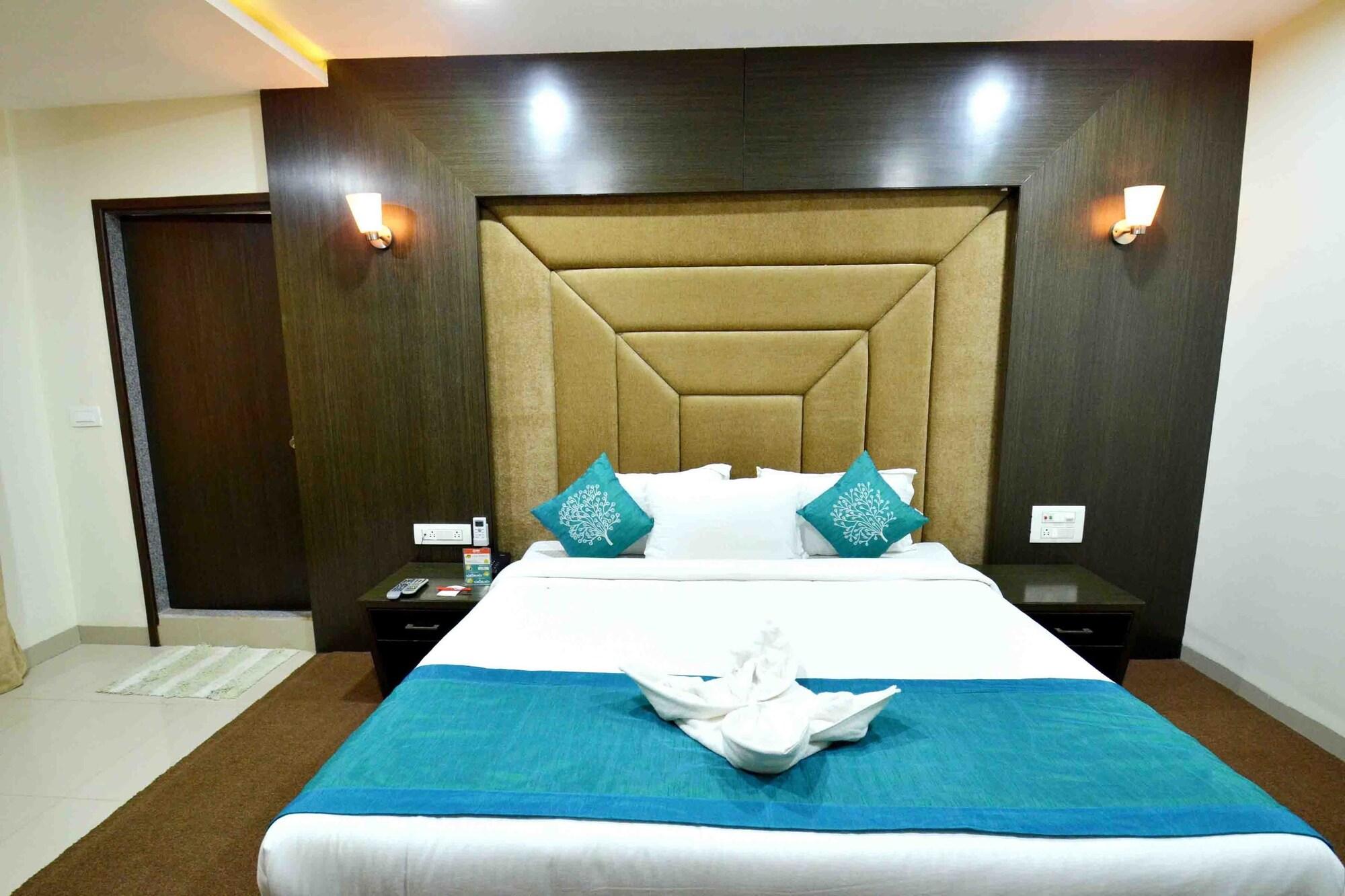 Capital O 1546 The Sensation Hotel Indore Ngoại thất bức ảnh