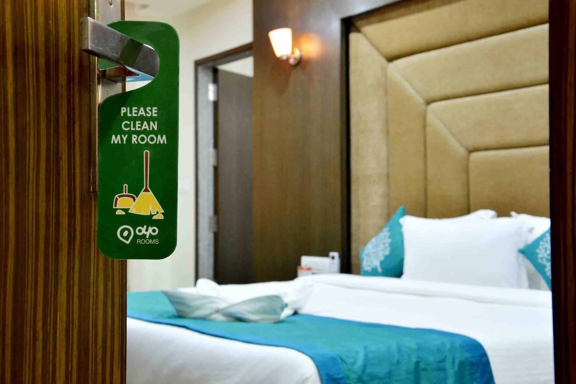 Capital O 1546 The Sensation Hotel Indore Ngoại thất bức ảnh