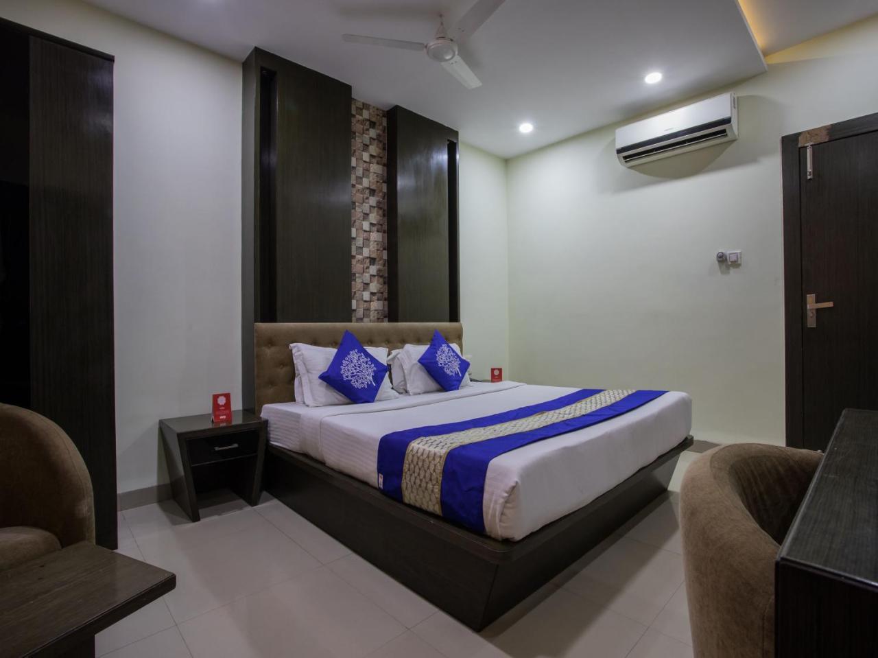 Capital O 1546 The Sensation Hotel Indore Ngoại thất bức ảnh